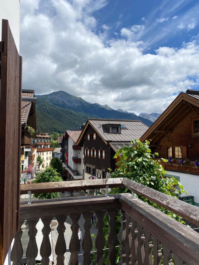 Cafe Schneider Appartments Sankt Anton am Arlberg Esterno foto