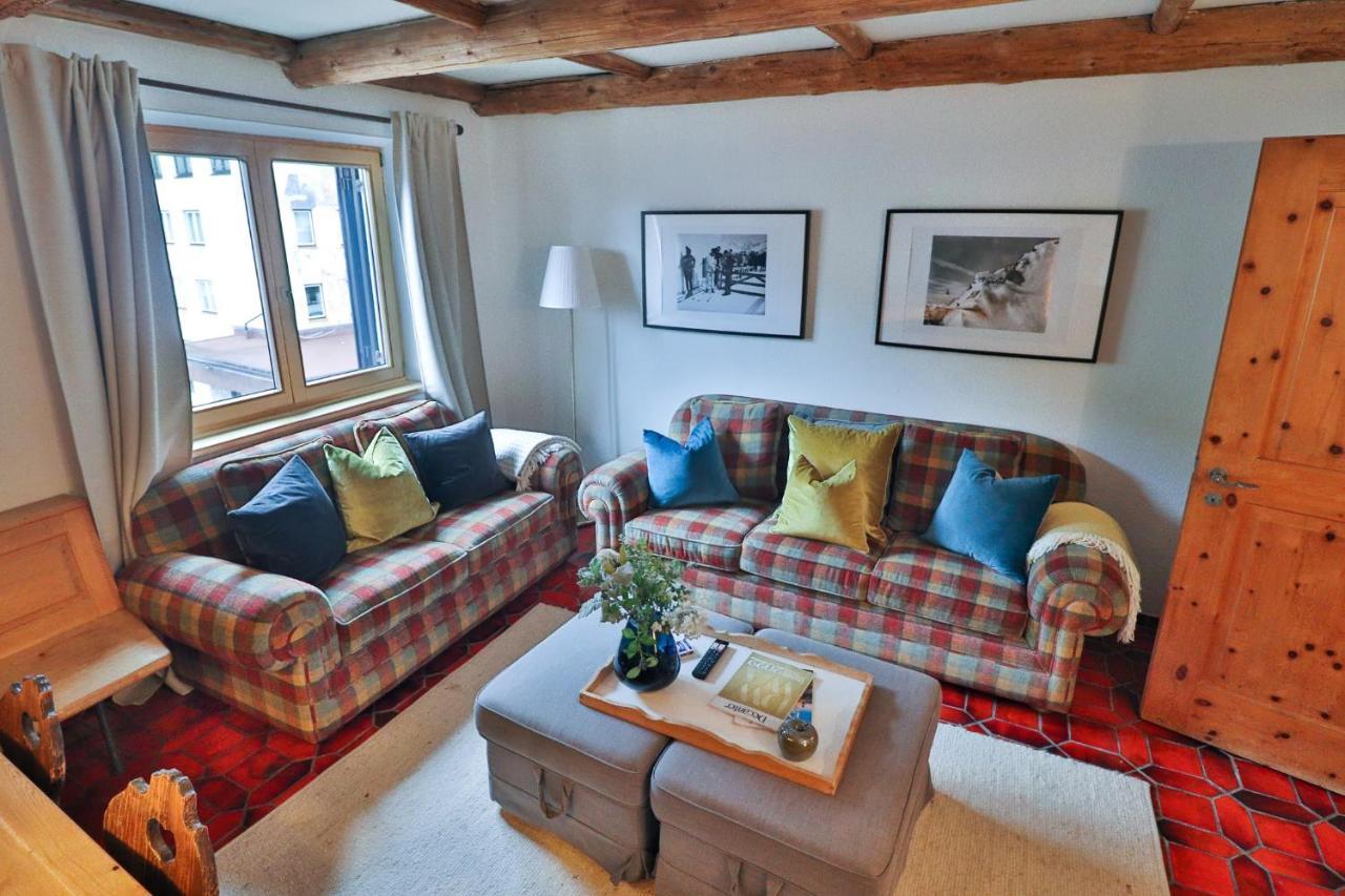 Cafe Schneider Appartments Sankt Anton am Arlberg Esterno foto