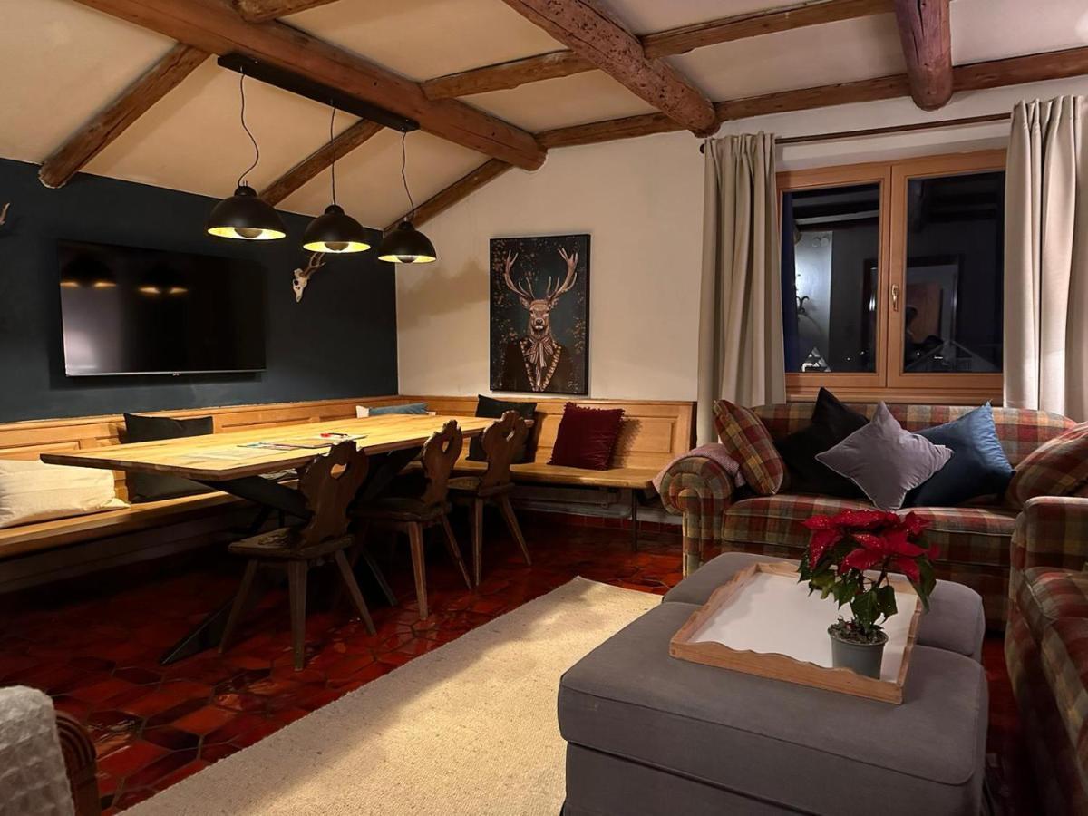 Cafe Schneider Appartments Sankt Anton am Arlberg Esterno foto